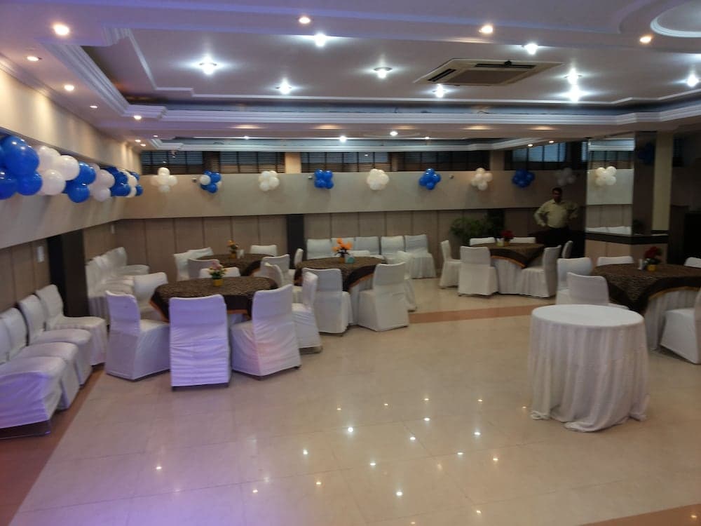 Hotel Lloyd Residency