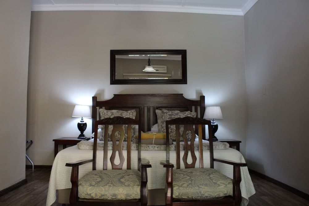 17 on Bird Guest House