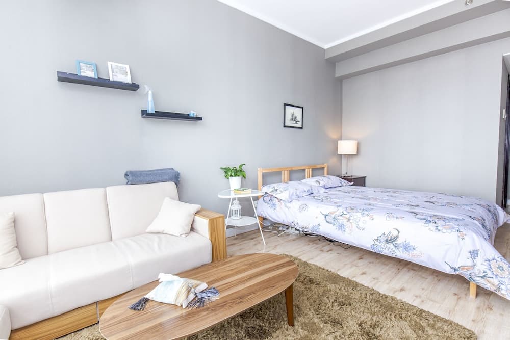 Lacasa Service Apartment