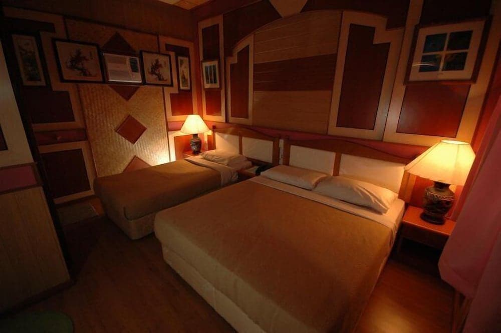 Shari-La Island Resort