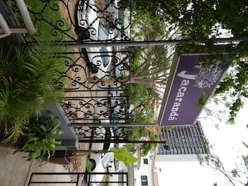 Jacaranda Guesthouse