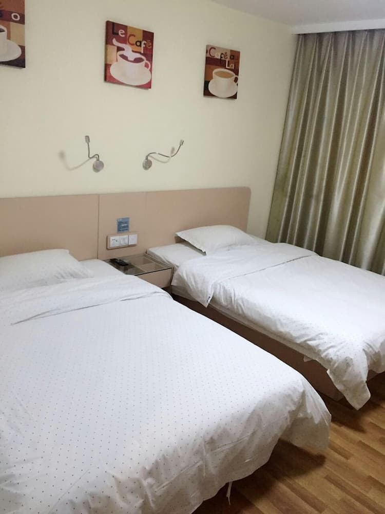 Yimi Hotel Shiqiao Metro Branch