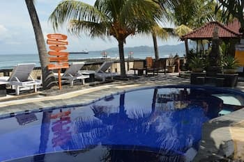 Segara Wangi Beach Cottages