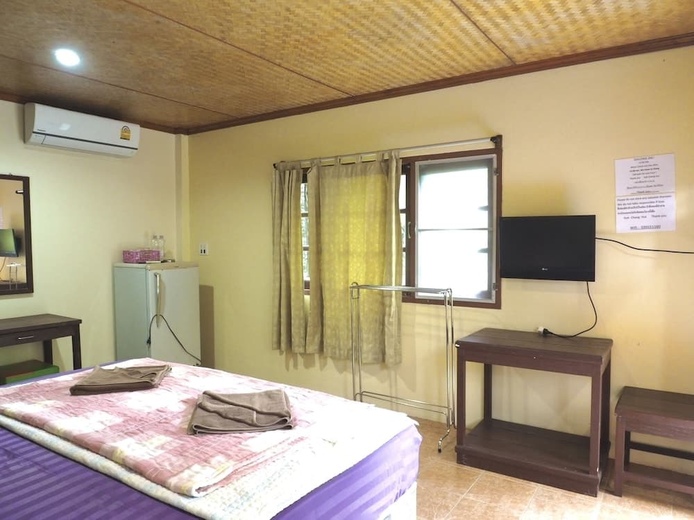 Koh Chang Hut Hotel