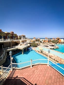 Faraana Heights – All Inclusive