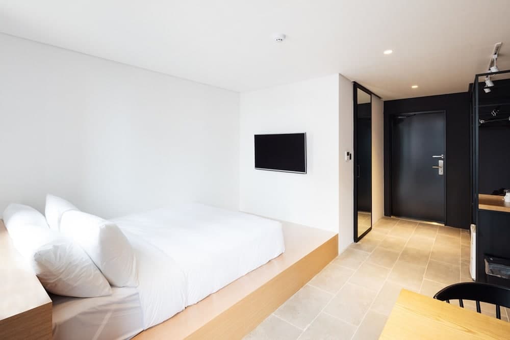 Gangneung Boutique Hotel Bombom