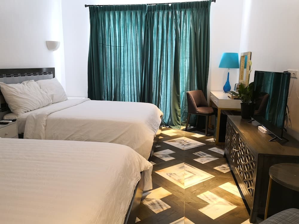 Camp Netanya Resort & Spa