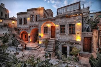 The Dorm Cave By Travellers