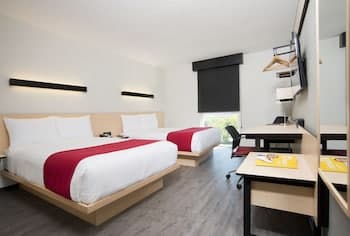 City Express Santiago Aeropuerto