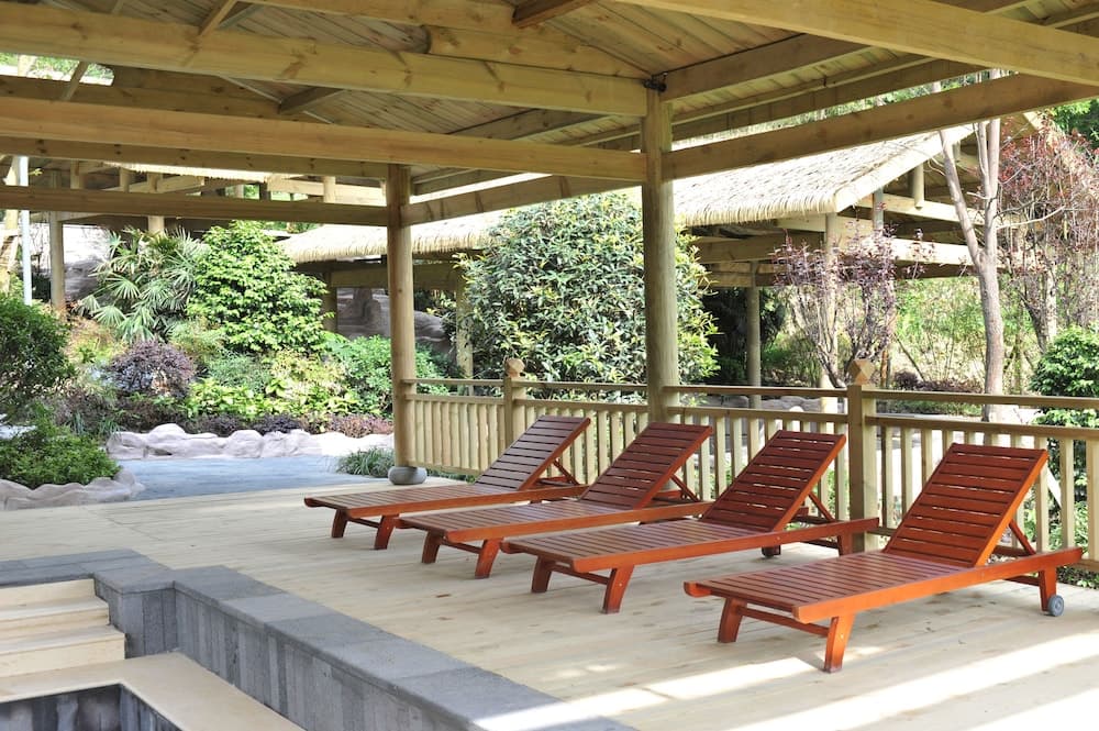 Howard Johnson Life Mountain View Chengdu