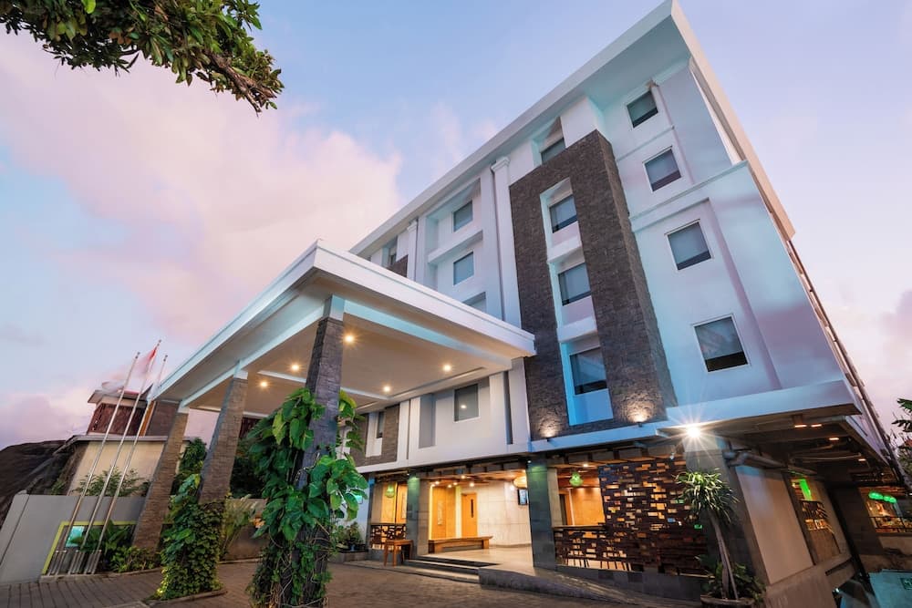 Swiss-Belexpress Kuta Legian