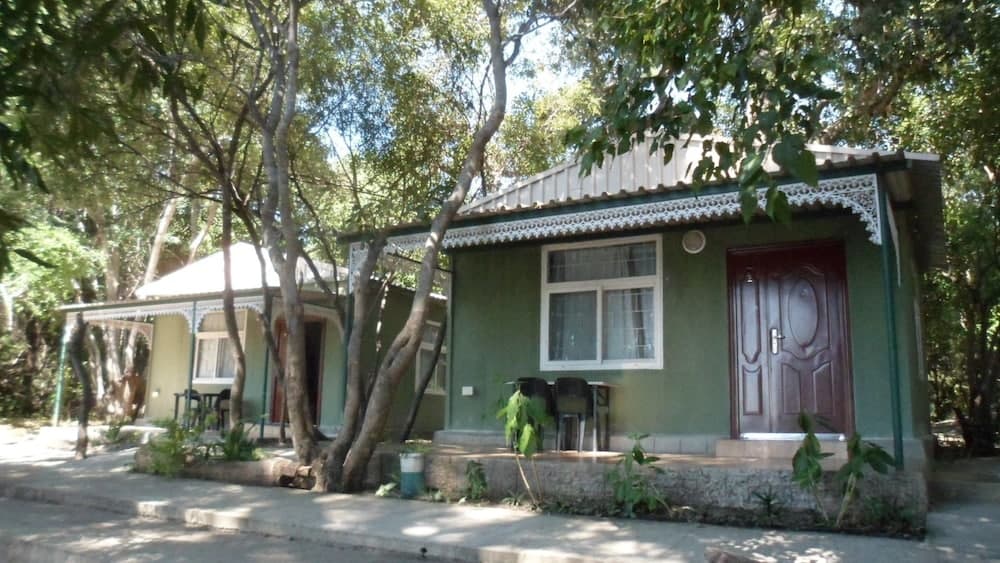 Ditlhapi Guest House