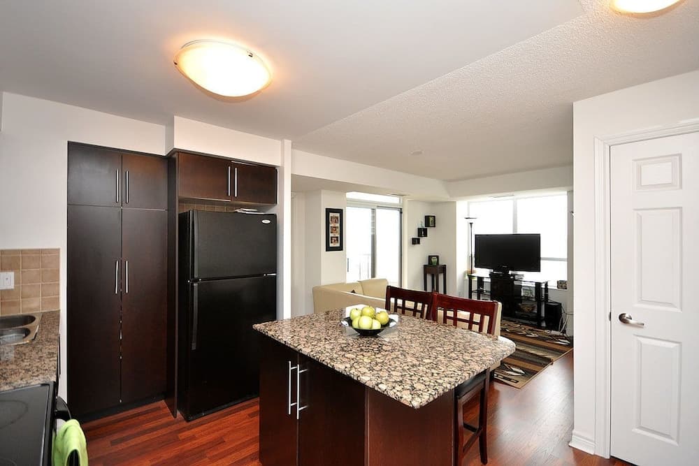 NAPA Furnished Suites - Square One