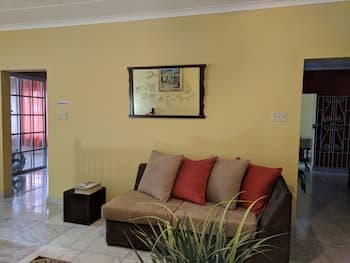 Rockhampton Retreat Guest House