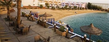 Dolphin Beach Resort