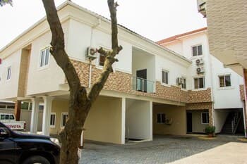 Ken Kol Apartments and Suites