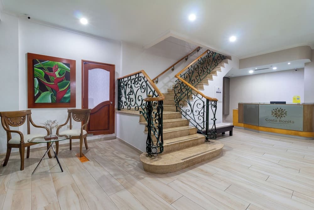 Hotel Costa Bonita