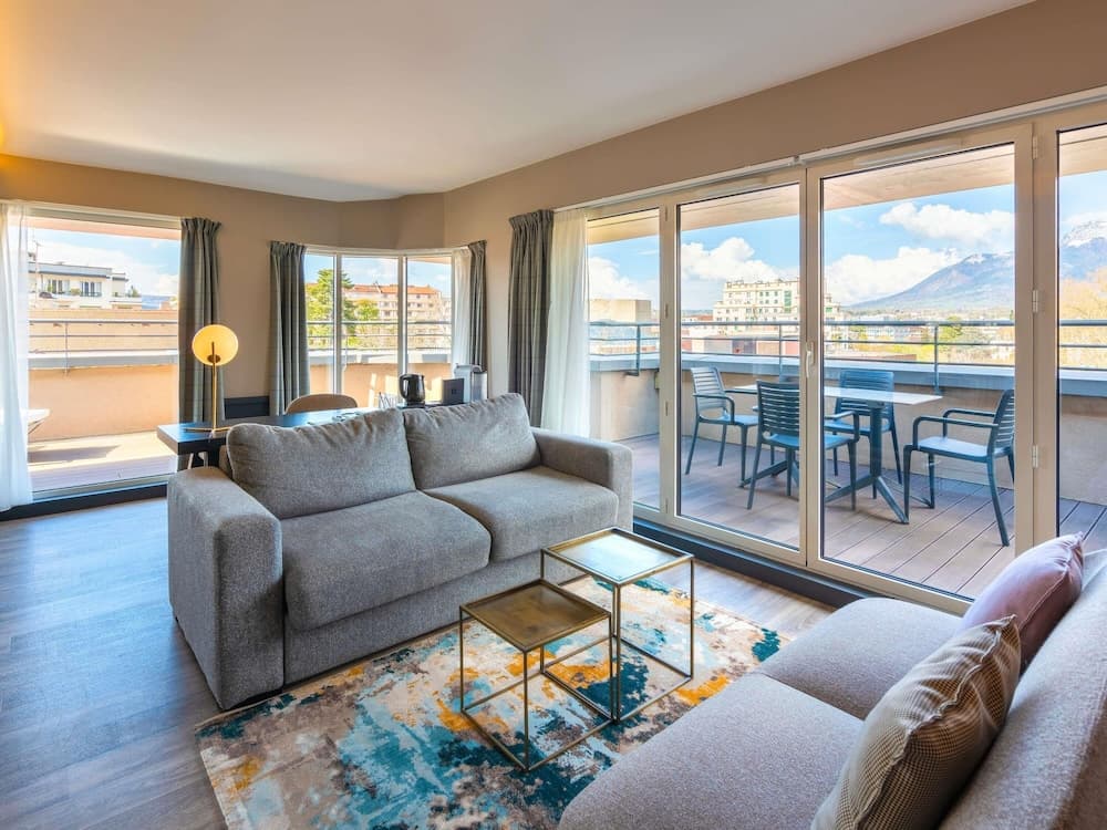 Splendid Hotel Lac d'Annecy - Handwritten Collection