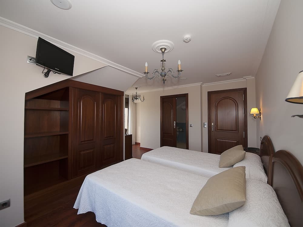 Pensión Residencia A Cruzán - Adults Only