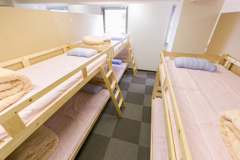 81's Inn Fukuoka - Hostel