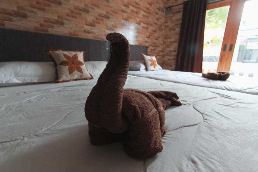 Clamonic House by Madhava