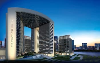 Grand Skylight International Hotel