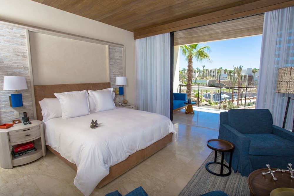 Chileno Bay Resort & Residences, Auberge Collection
