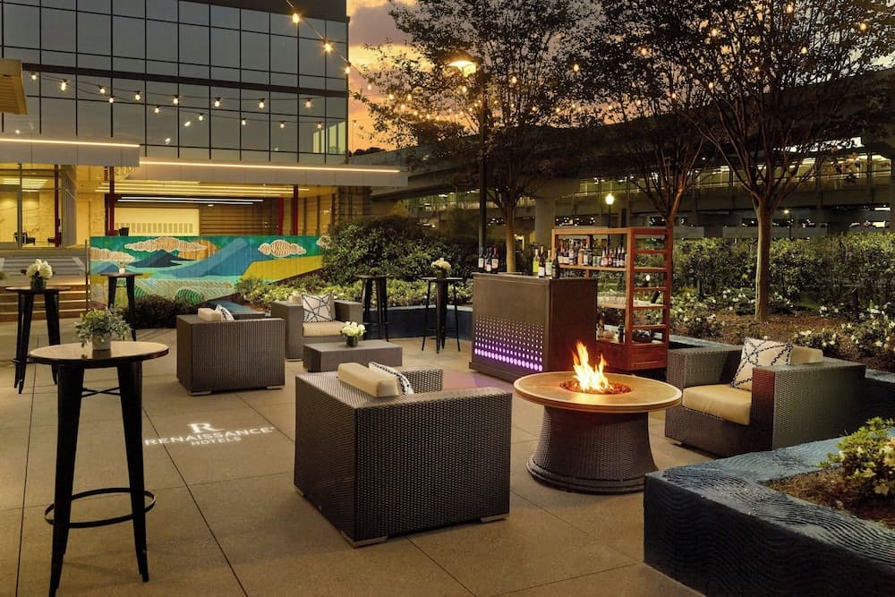 Renaissance Atlanta Airport Gateway Hotel