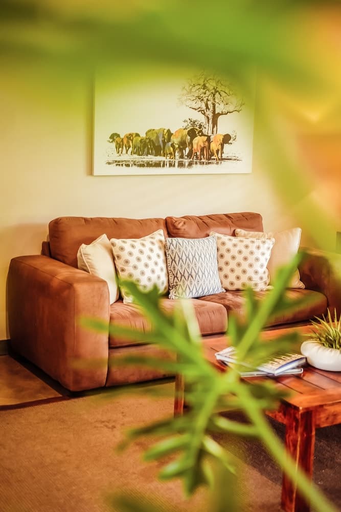 Bushveld Terrace Safari Hotel, Lodge & Spa