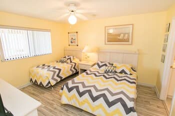 Hibiscus Resort D 2 Bedroom Condo by MCM