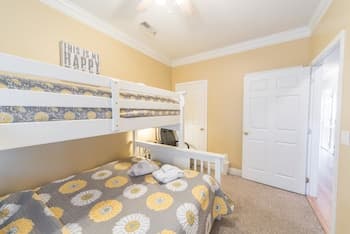 Pavilion Watch 2B 3 Bedroom Holiday Home By My Ocean Rentals