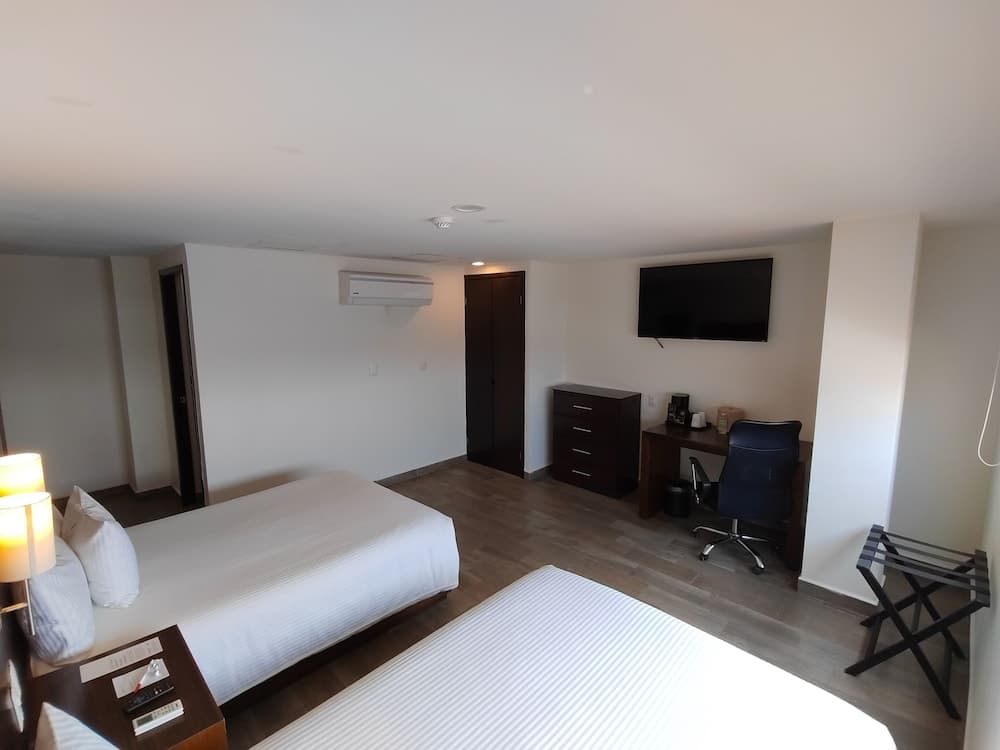Ramada by Wyndham Tampico Centro