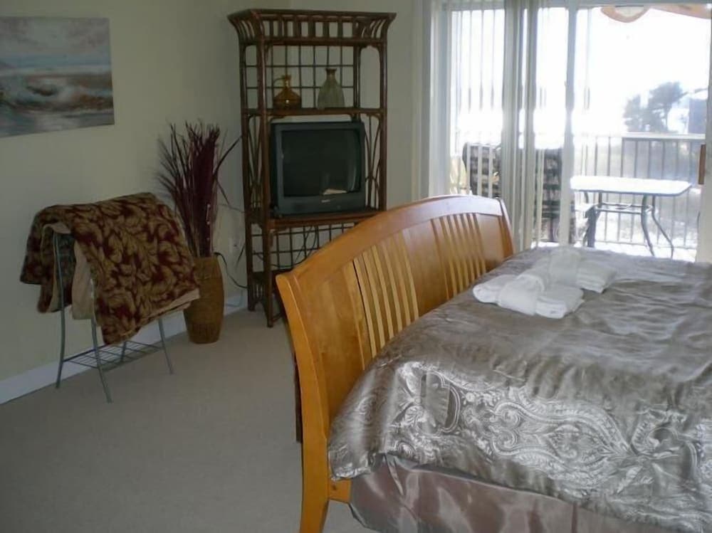 Turn of the River 2G 3 Bedroom Holiday Home By My Ocean Rentals