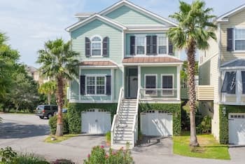 Water s Edge 81 3 Bedroom Holiday Home By My Ocean Rentals