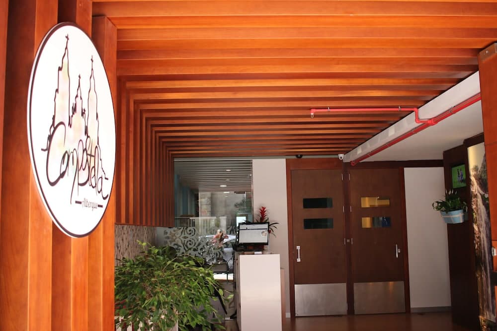 Albergue Compostela - Hostel