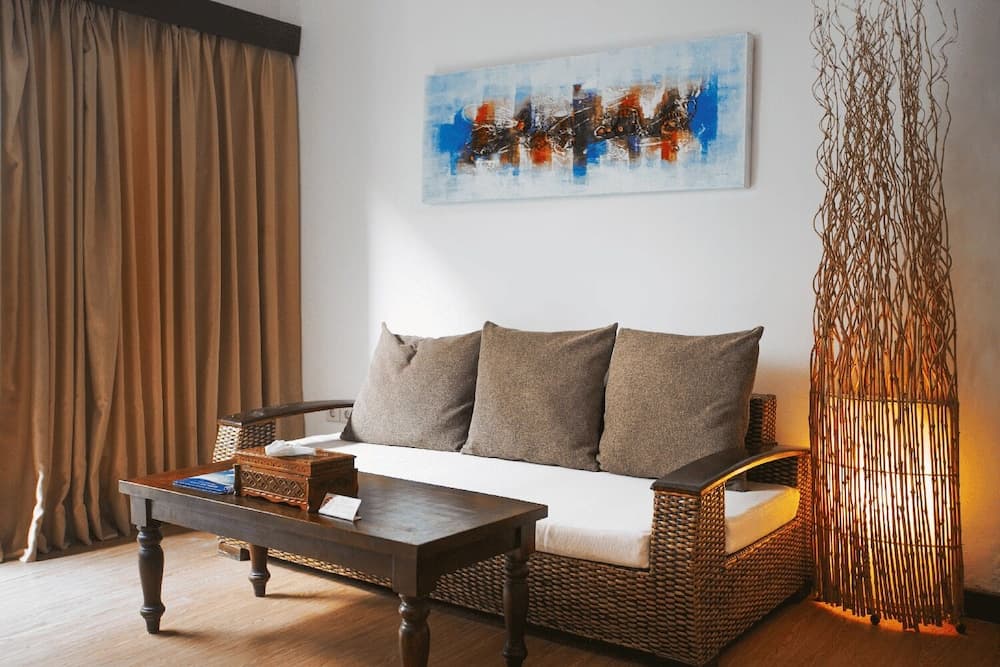 Kura Kura Beach Resort