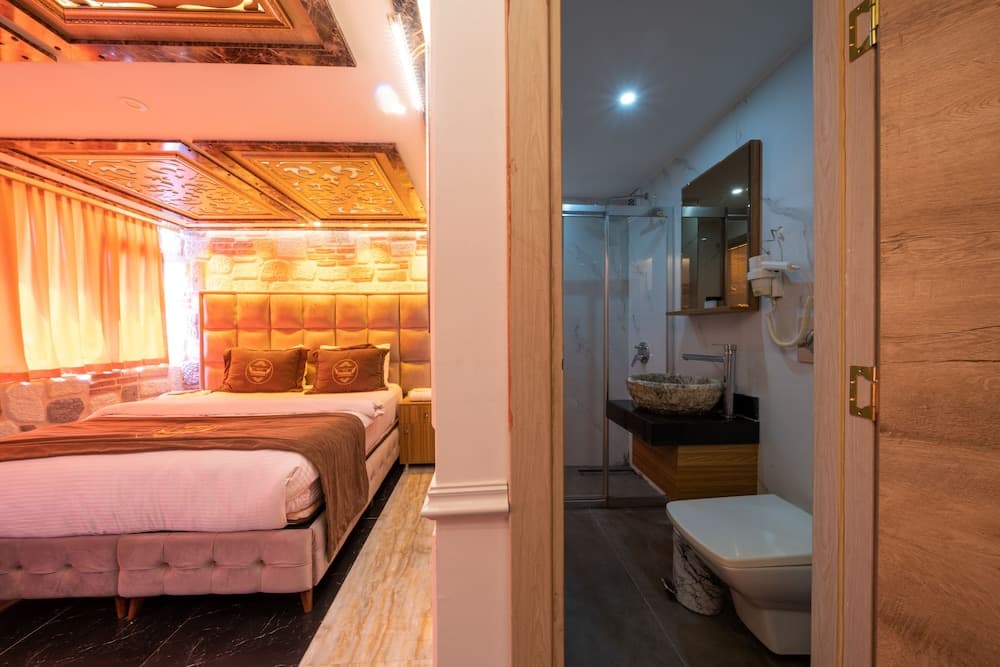 Holiday Business Otel