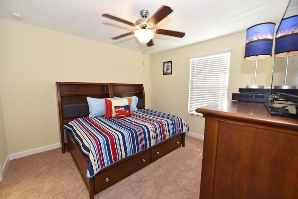 2341 Providence House 6 Bedroom by Florida Star