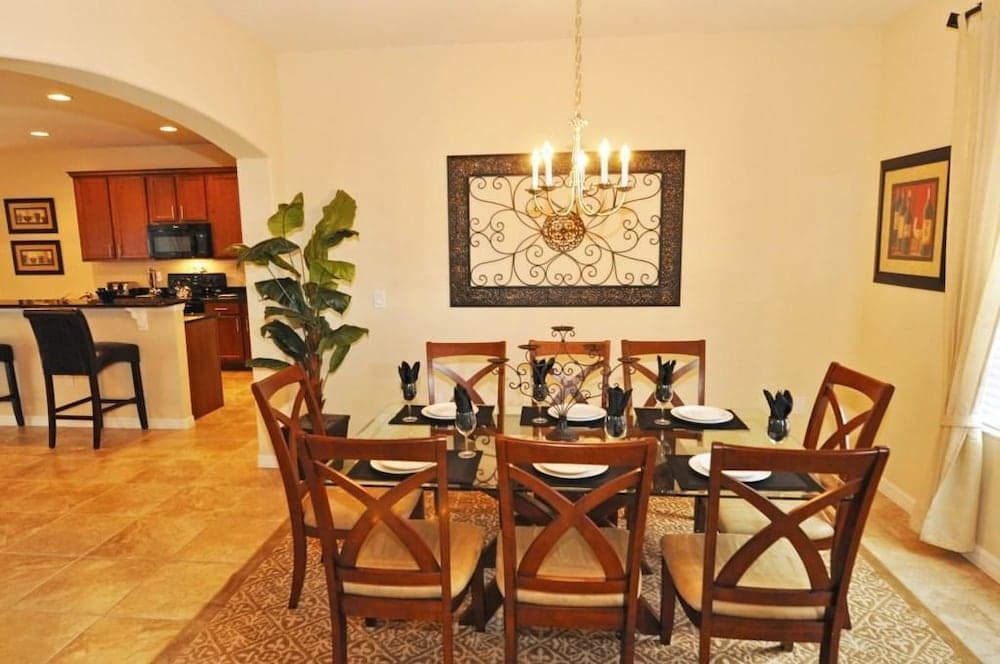 256 Watersong House 5 Bedroom by Florida Star