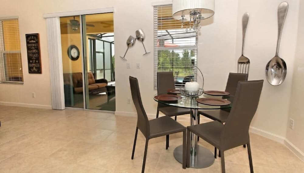 4083 Solterra Townhome 4 Bedroom by Florida Star