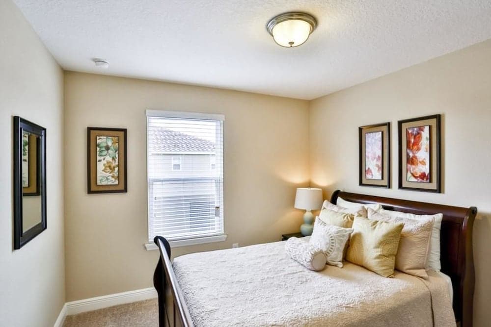 4184 Solterra House 6 Bedroom by Florida Star