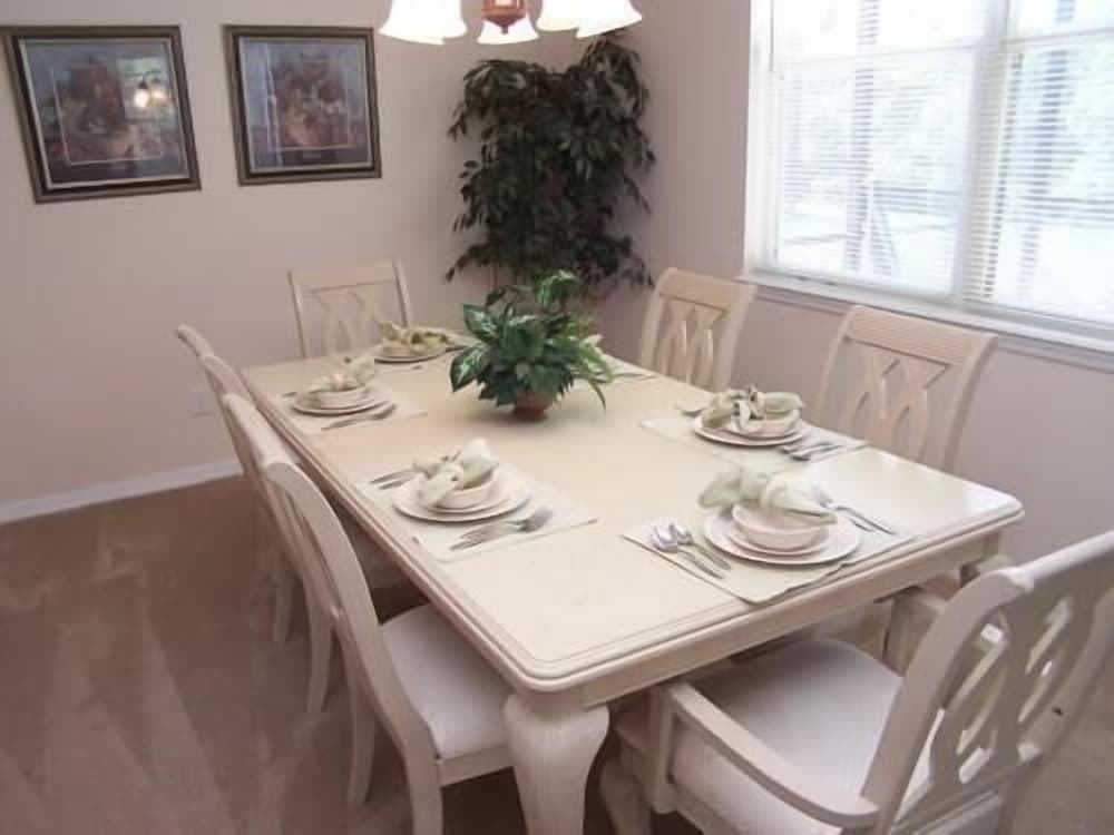 541 Sandy Ridge House 4 Bedroom by Florida Star