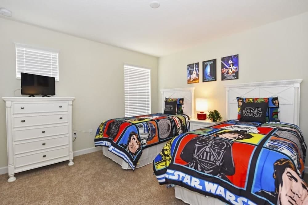 5439 Solterra House 5 Bedroom by Florida Star