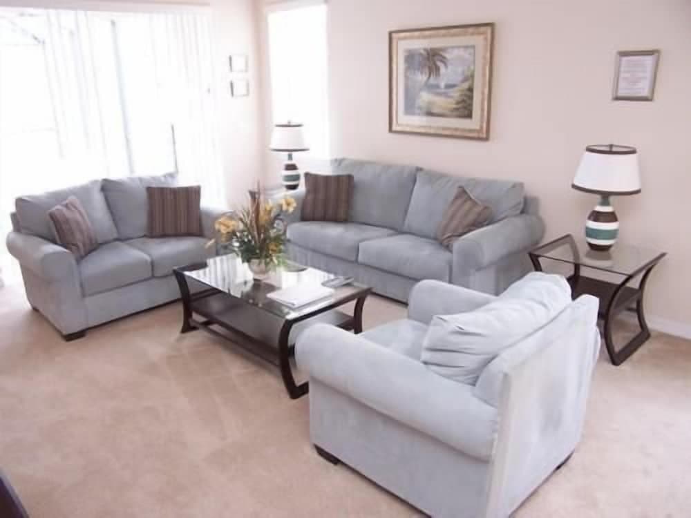 559 Sandy Ridge House 4 Bedroom by Florida Star