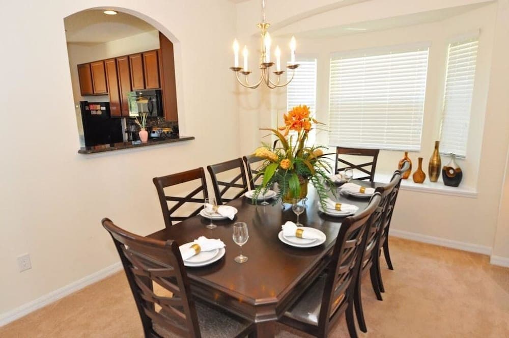 733 Watersong House 5 Bedroom by Florida Star