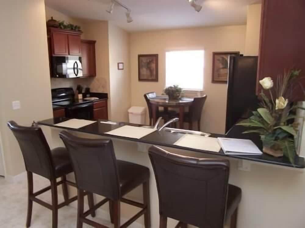 757 Sandy Ridge House 4 Bedroom by Florida Star