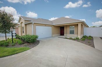 Ida Court Home 3 Bedroom by The VIR Group