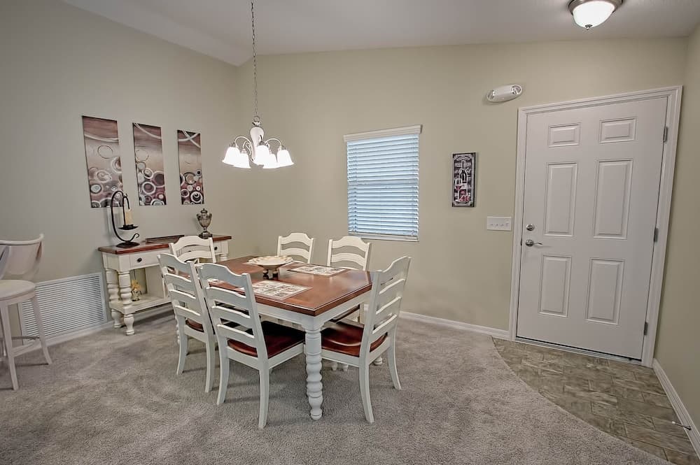 Castlegate Court Home 2 Bedroom by The VIR Group