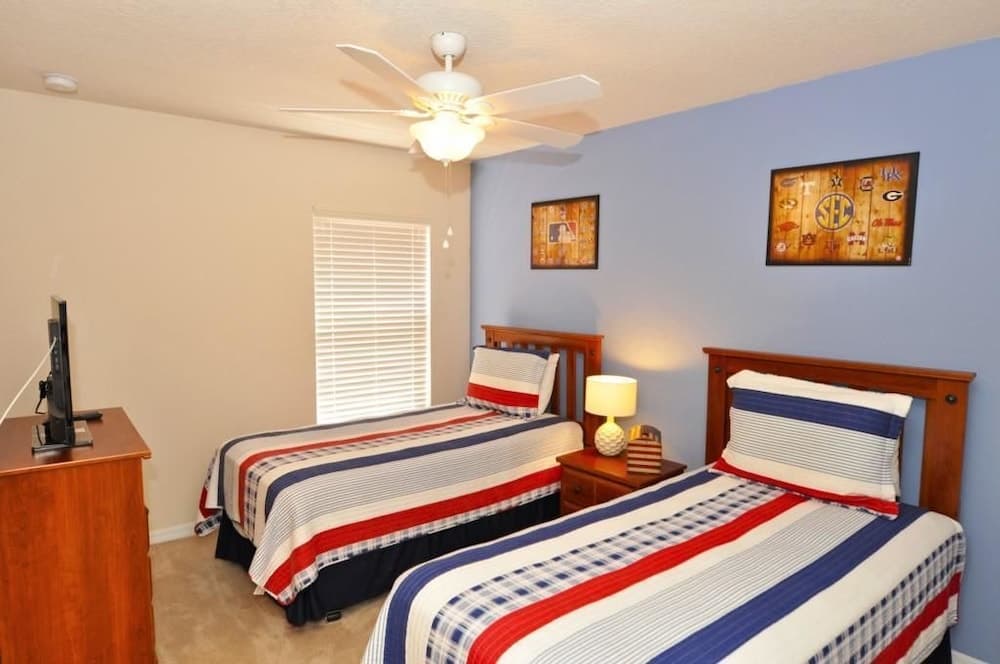 122 Watersong House 6 Bedroom by Florida Star