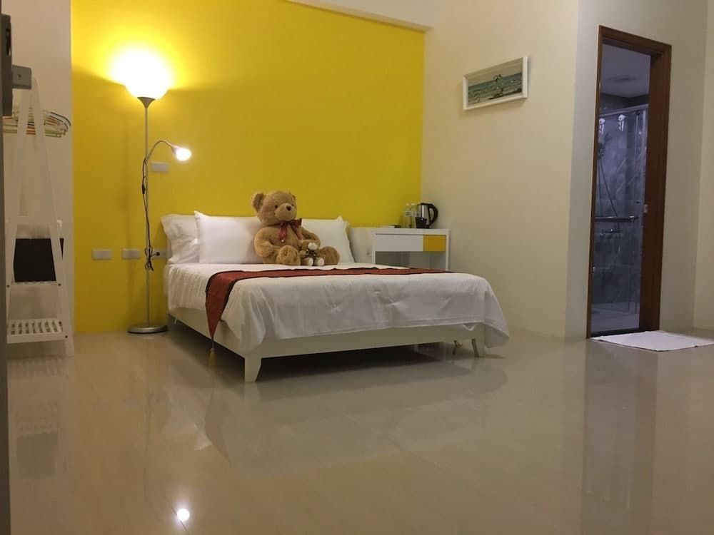 Riverside Guesthouse